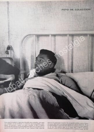 CARTEL ANTIGUO ORIGINAL DE GOTO GRABADO FUTBOLISTA PELE EN HOSPITAL 1960